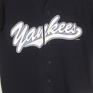 Derek Jeter Jersey medium